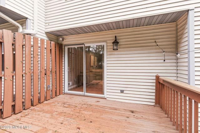 84 Drew Court, Manalapan, NJ 07726