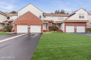 84 Drew Court, Manalapan, NJ 07726