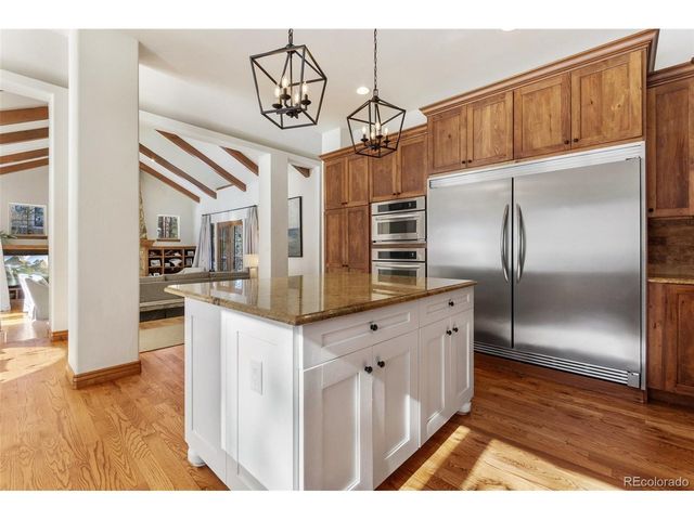 590 Cumberland Rd, Larkspur, CO 80118
