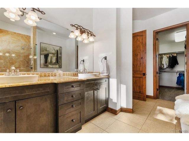 590 Cumberland Rd, Larkspur, CO 80118