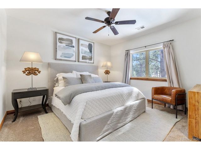 590 Cumberland Rd, Larkspur, CO 80118