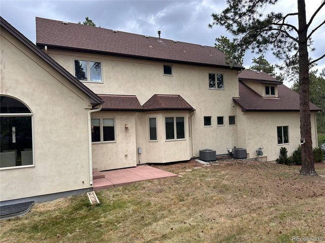 590 Cumberland Rd, Larkspur, CO 80118