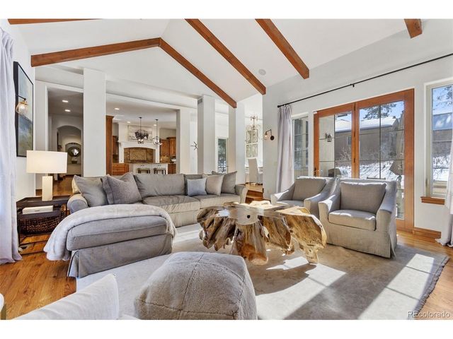 590 Cumberland Rd, Larkspur, CO 80118