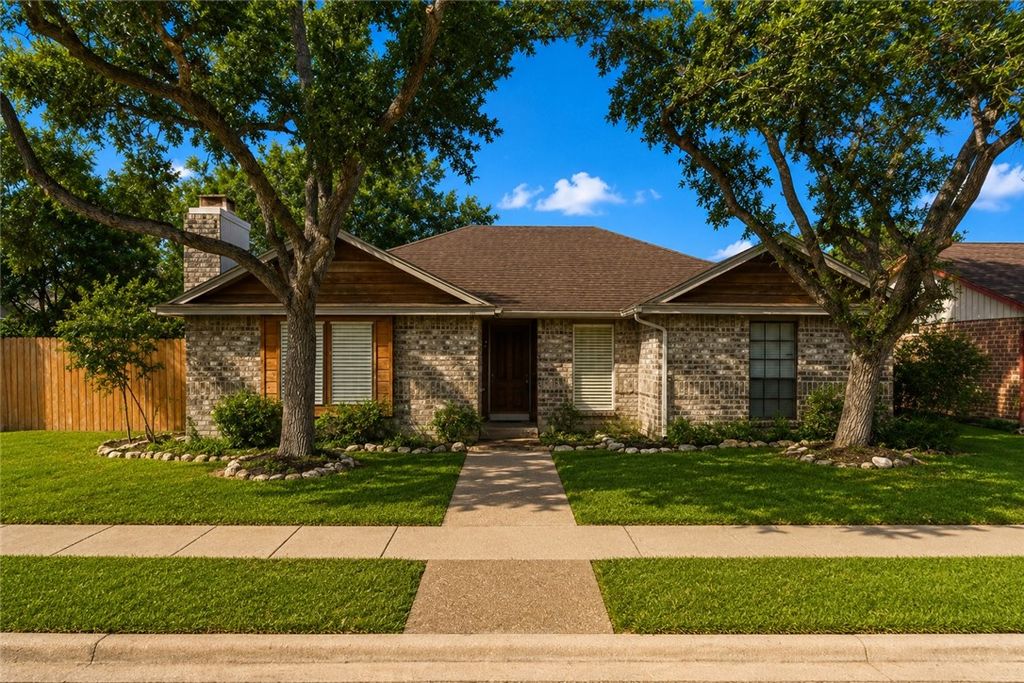 3117 Southern Sun Dr, Corpus Christi, TX 78415 — exterior