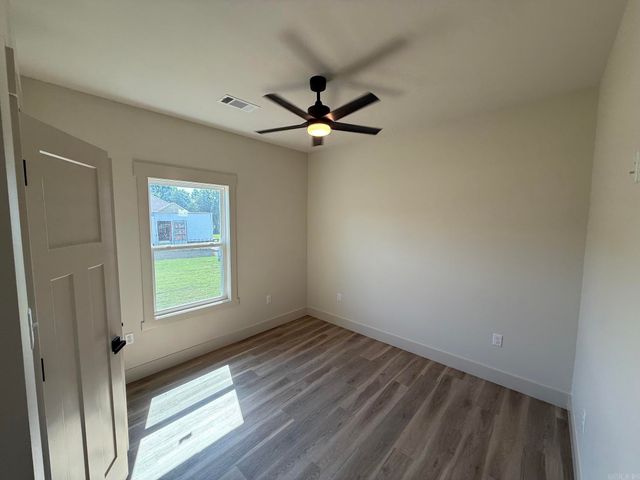 10 Odessa Davis Drive, Greenbrier, AR 72058