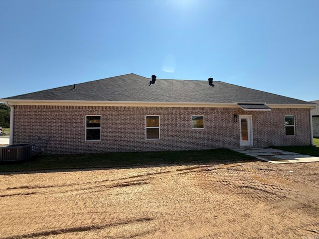 10 Odessa Davis Drive, Greenbrier, AR 72058