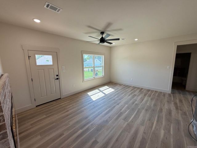 10 Odessa Davis Drive, Greenbrier, AR 72058