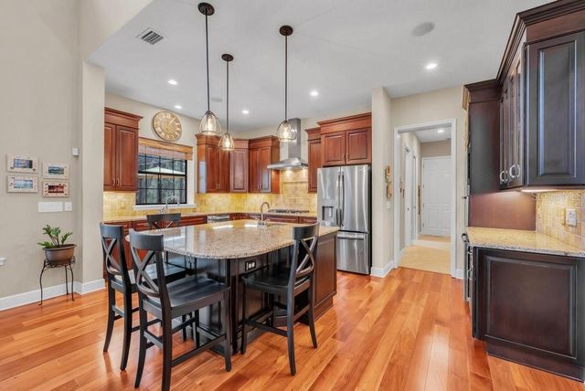 11832 NEAL ROAD, Lithia, FL 33547