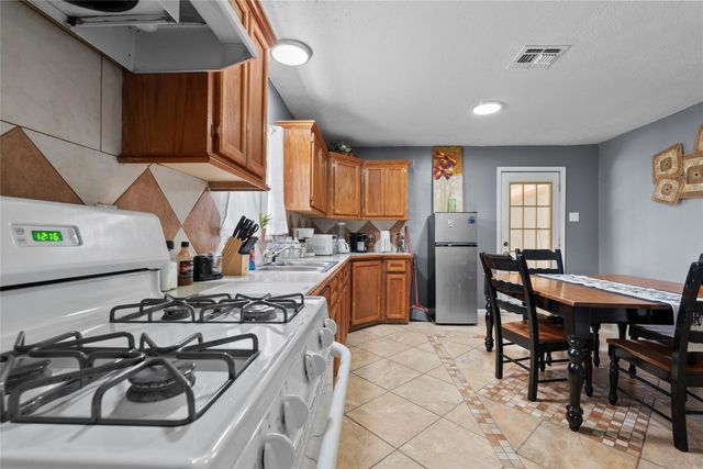 509 Arno Street, Pasadena, TX 77502
