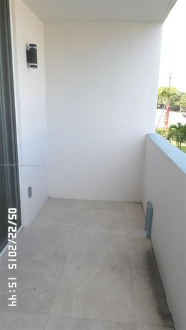 11750 NE 16th Ave 303, Miami, FL 33161