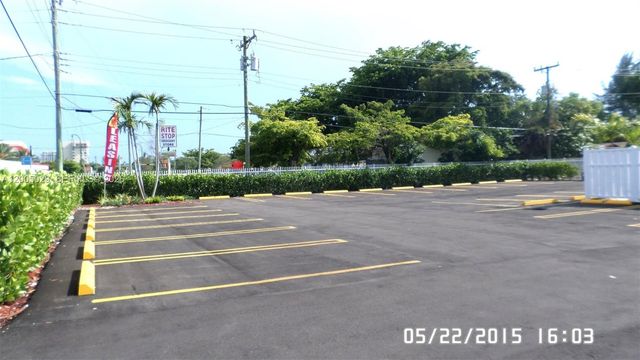 11750 NE 16th Ave 303, Miami, FL 33161