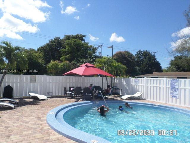 11750 NE 16th Ave 303, Miami, FL 33161