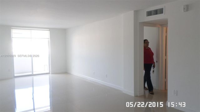 11750 NE 16th Ave 303, Miami, FL 33161