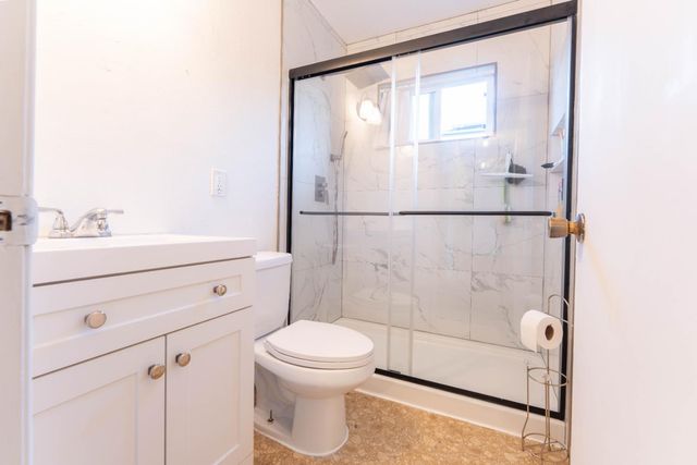 1574 Bluejay Circle, Hanford, CA 93230