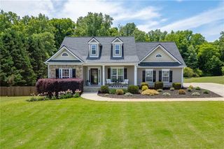 131 Wood Cove, Jefferson, GA 30549