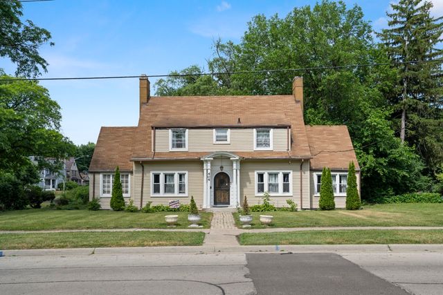 404 N PROSPECT Street, Rockford, IL 61107