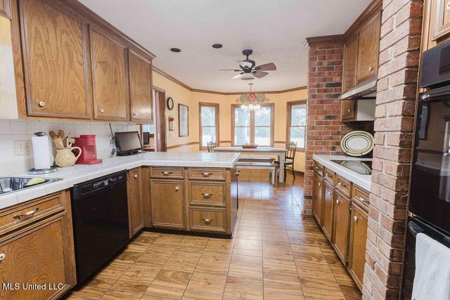 48 Sandlewood Drive, Brandon, MS 39042
