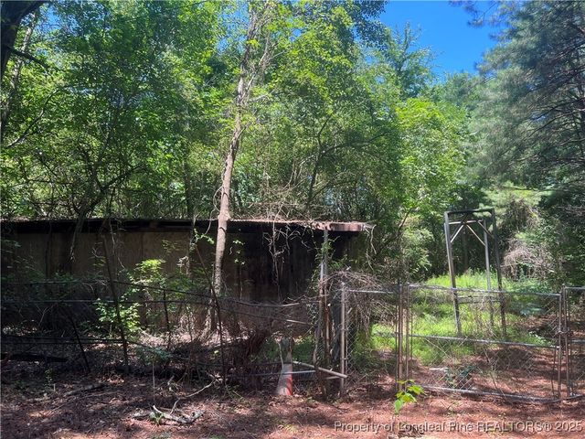 521 Dashland Drive, Fayetteville, NC 28303