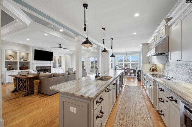 516 Harbor Heights Drive, Lexington, SC 29072