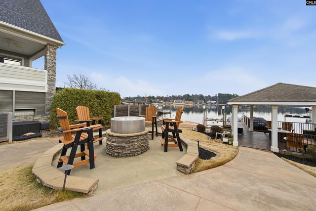 516 Harbor Heights Drive, Lexington, SC 29072