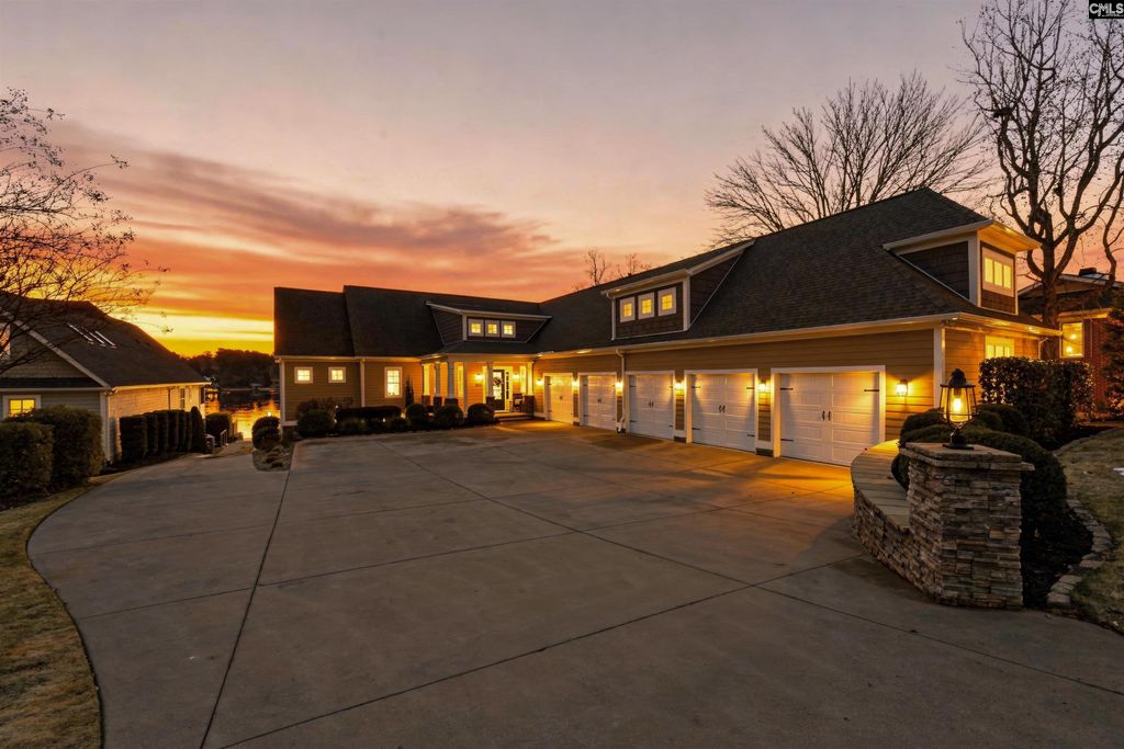 516 Harbor Heights Drive, Lexington, SC 29072