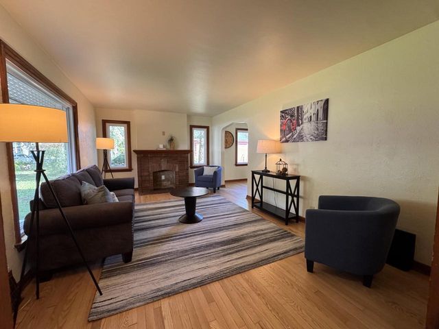5640 N 33rd STREET, Milwaukee, WI 53209