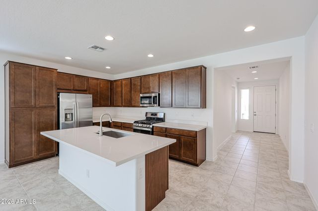 14752 W SMOKETREE Drive, Surprise, AZ 85387