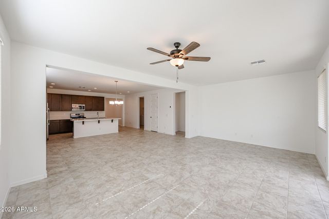 14752 W SMOKETREE Drive, Surprise, AZ 85387