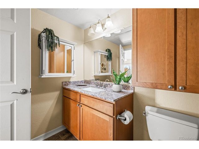 1623 Saint Paul St 405, Denver, CO 80206