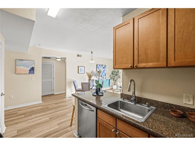 1623 Saint Paul St 405, Denver, CO 80206