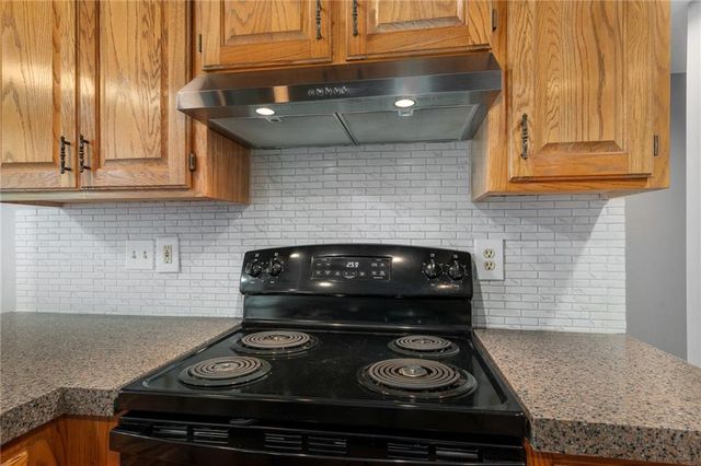 12702 W 120th Street, Overland Park, KS 66213