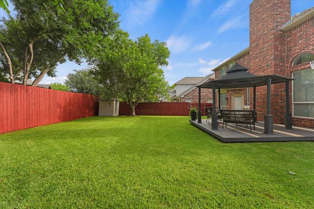 903 Fountain Drive, Wylie, TX 75098