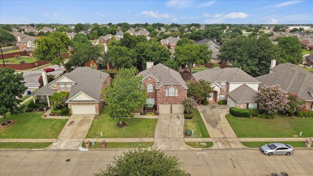 903 Fountain Drive, Wylie, TX 75098