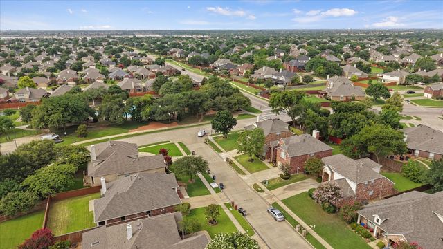 903 Fountain Drive, Wylie, TX 75098