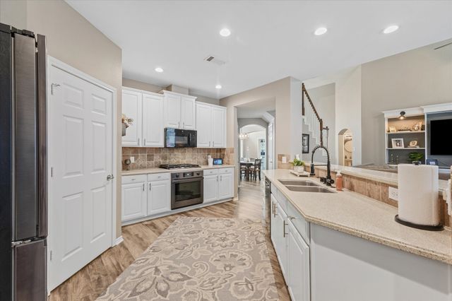 903 Fountain Drive, Wylie, TX 75098