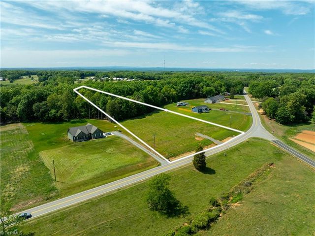 1754 Crutchfield Road, Reidsville, NC 27320