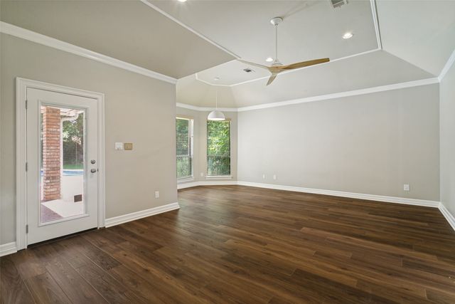4313 Pembrooke Parkway N, Colleyville, TX 76034
