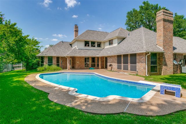 4313 Pembrooke Parkway N, Colleyville, TX 76034