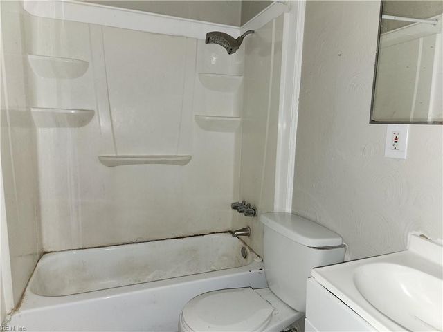 1246 24th ST, Newport News, VA 23607