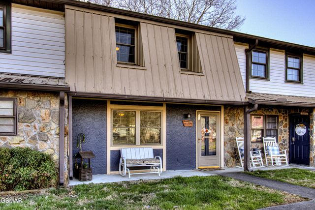 625 S Asbury Dr Apt 11, Pigeon Forge, TN 37863