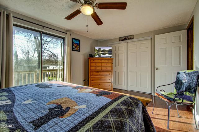 625 S Asbury Dr Apt 11, Pigeon Forge, TN 37863