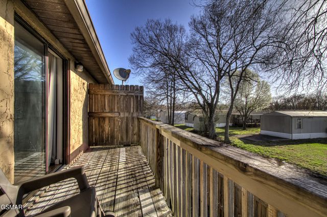 625 S Asbury Dr Apt 11, Pigeon Forge, TN 37863