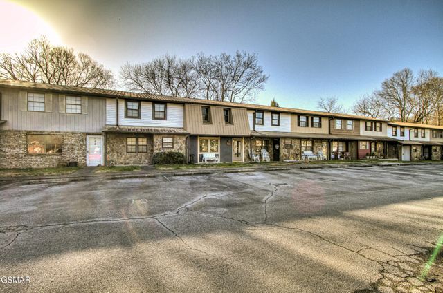 625 S Asbury Dr Apt 11, Pigeon Forge, TN 37863