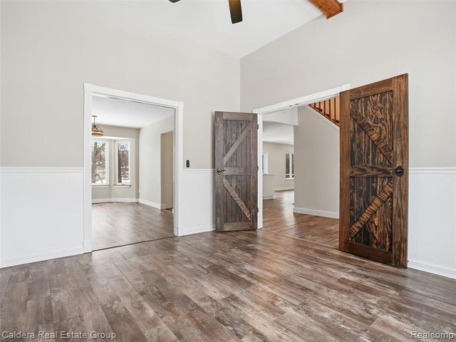 2745 Riverside Drive, Waterford, MI 48329