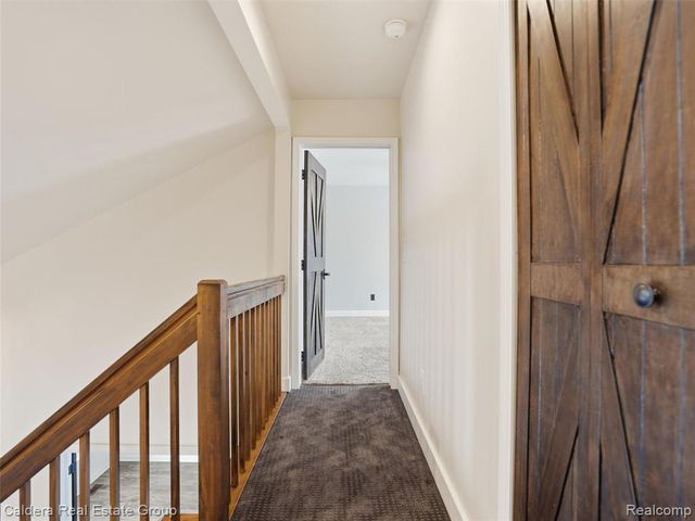 2745 Riverside Drive, Waterford, MI 48329