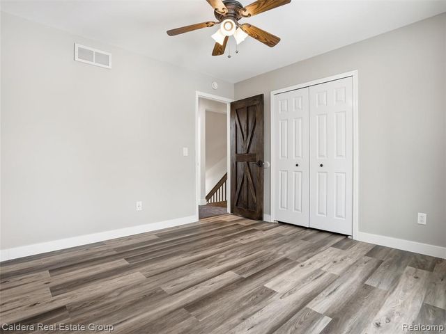 2745 Riverside Drive, Waterford, MI 48329