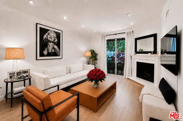 4128 Whitsett Avenue 105, Studio City, CA 91604