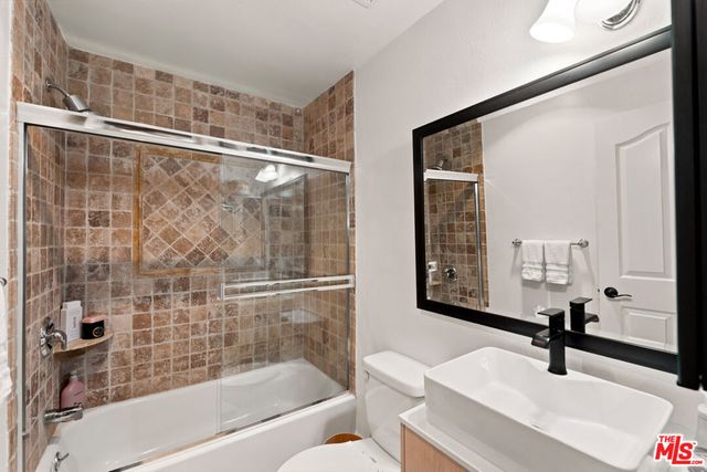 4128 Whitsett Avenue 105, Studio City, CA 91604
