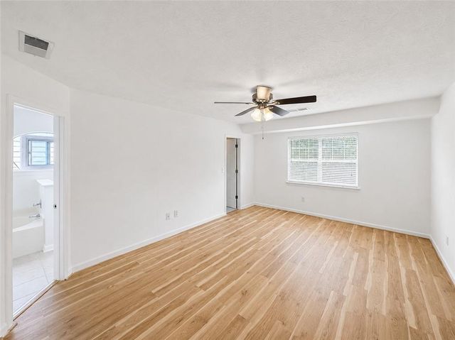 3935 sidney lanier Boulevard, Duluth, GA 30096