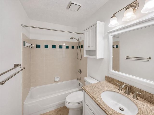 3935 sidney lanier Boulevard, Duluth, GA 30096
